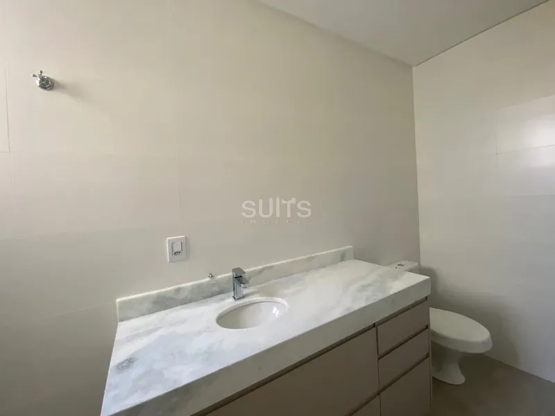 Linda casa em construção à venda no condomínio Riviera: 16ª foto da galeria de imagens do imóvel