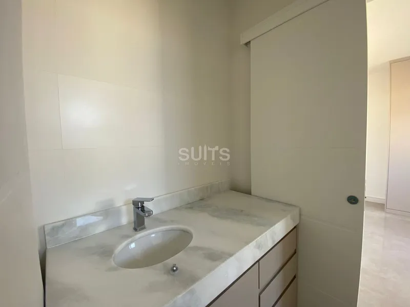 Linda casa em construção à venda no condomínio Riviera: 15ª foto da galeria de imagens do imóvel