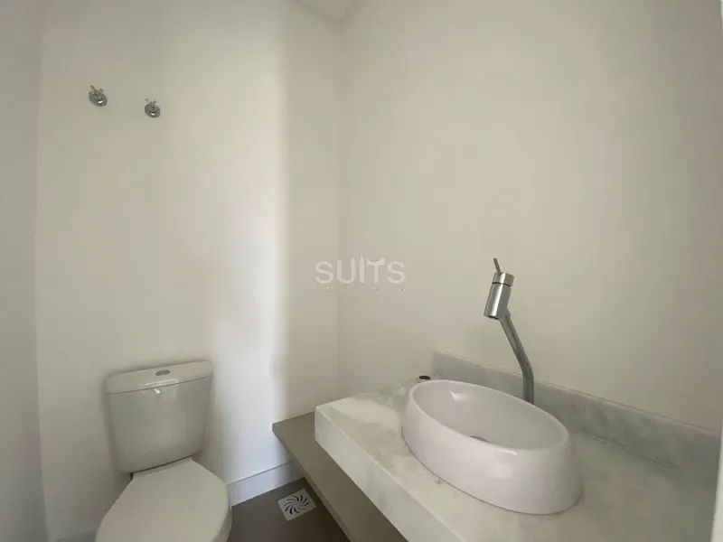 Linda casa em construção à venda no condomínio Riviera: 10ª foto da galeria de imagens do imóvel