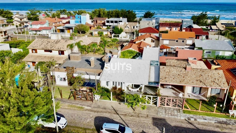 Excelente casa à venda na Noiva do Mar: 1ª foto da galeria de imagens do imóvel