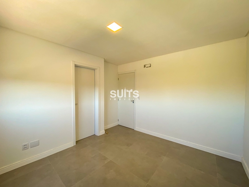 Ótimo Sobrado  novo no Centro da praia de Xangri-Lá: 15ª foto da galeria de imagens do imóvel