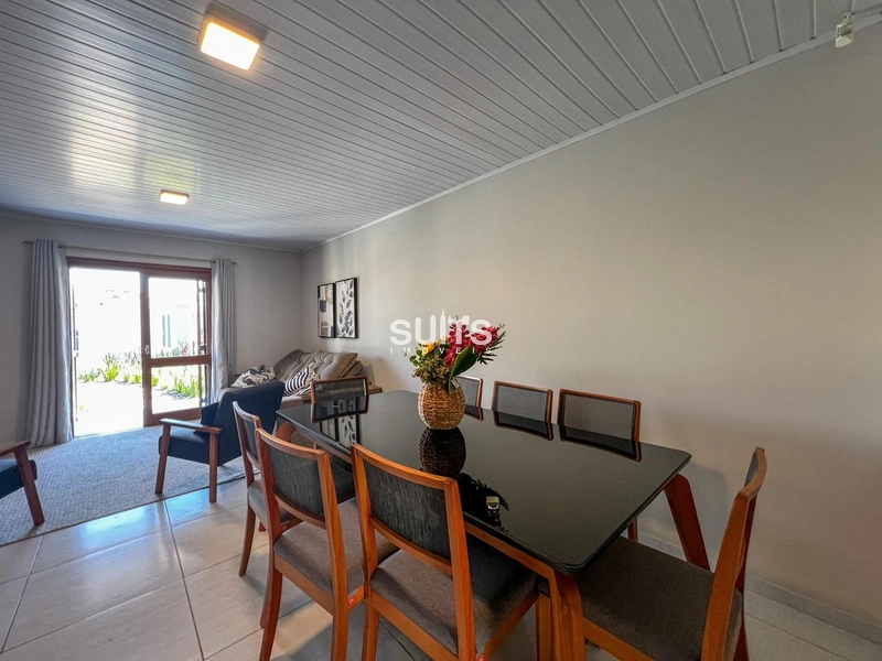 Excelente casa à venda no Centro de Xangri-lá: 5ª foto da galeria de imagens do imóvel