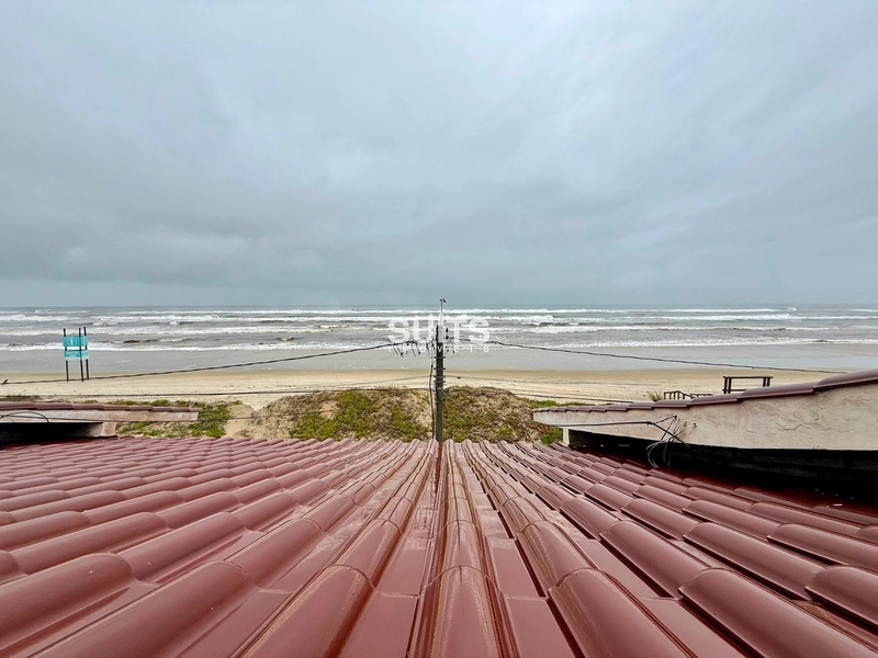 Lindo sobrado Beira mar no Centro de Xangri-lá: 8ª foto da galeria de imagens do imóvel