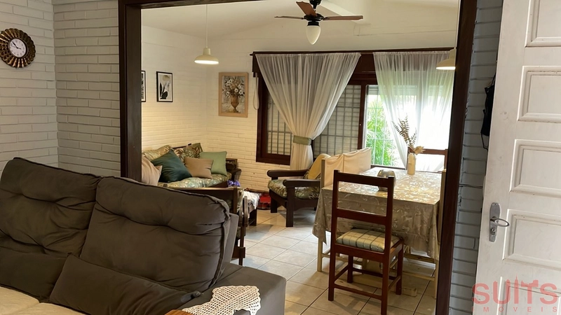 Linda Casa localizada no centro de Xangri-Lá: 10ª foto da galeria de imagens do imóvel