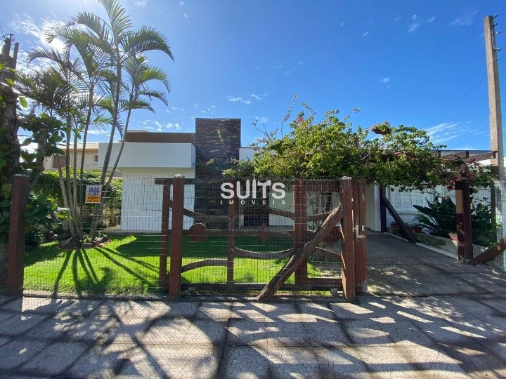 Excelente casa à 02 quadras do mar na praia de Noiva do Mar: 1ª foto da galeria de imagens do imóvel