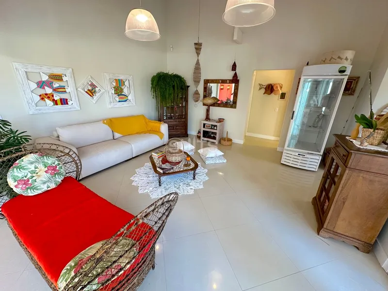 Excelente sobrado com 03 terrenos na praia de Noiva do Mar: 44ª foto da galeria de imagens do imóvel