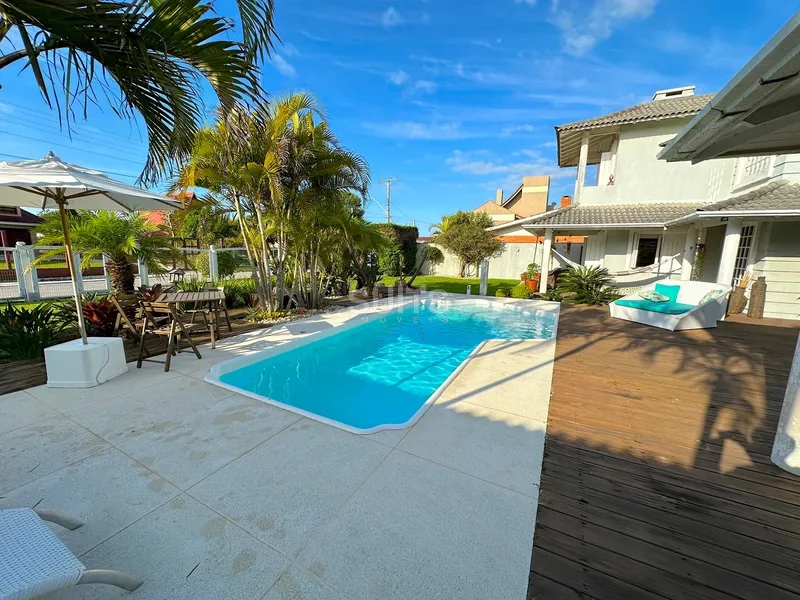 Excelente sobrado com 03 terrenos na praia de Noiva do Mar: 4ª foto da galeria de imagens do imóvel