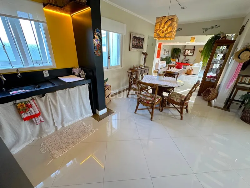 Excelente sobrado com 03 terrenos na praia de Noiva do Mar: 34ª foto da galeria de imagens do imóvel