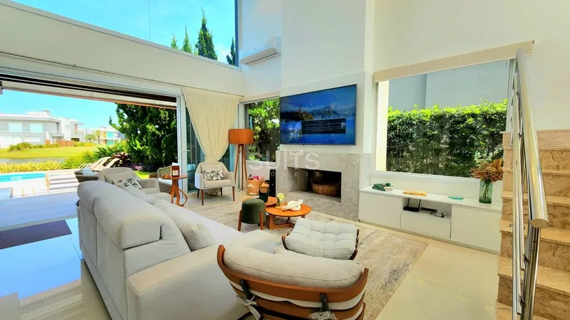 Excelente sobrado à venda no condomínio Enseada: 2ª foto da galeria de imagens do imóvel