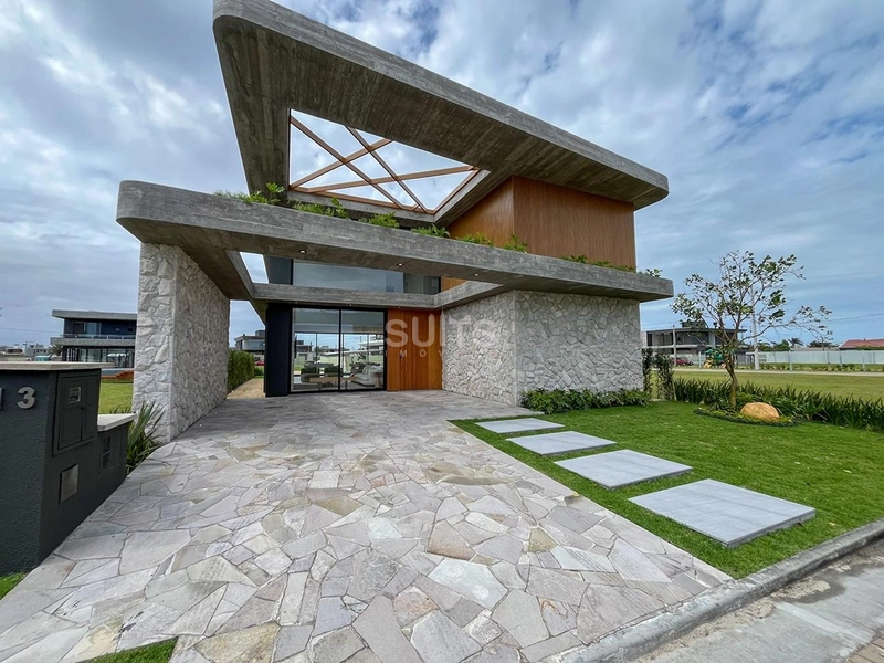 Excelente sobrado beira lago à venda no condomínio Amare Home Resort: 2ª foto da galeria de imagens do imóvel