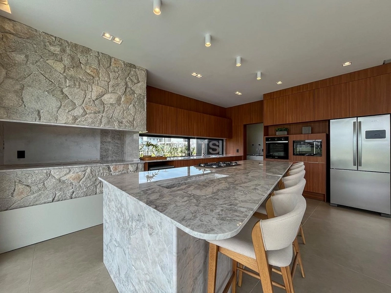 Excelente sobrado beira lago à venda no condomínio Amare Home Resort: 10ª foto da galeria de imagens do imóvel