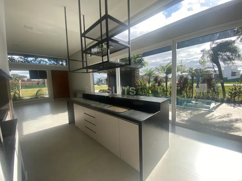 Excelente Casa no condomínio Terrasul: 8ª foto da galeria de imagens do imóvel