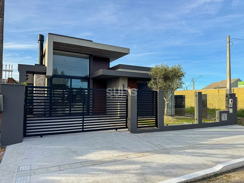 Linda casa térrea à venda na praia da Rainha do Mar: 2ª foto da galeria de imagens do imóvel