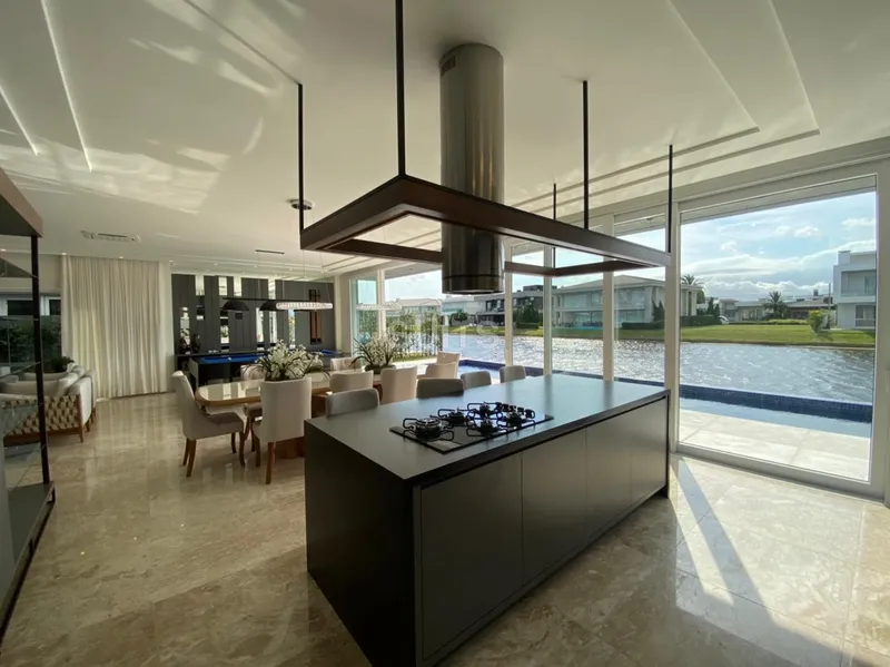 Mansão de luxo beira lago no Condomínio Enseada Lagos: 8ª foto da galeria de imagens do imóvel