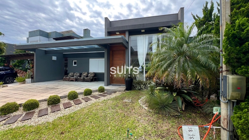 Excelente casa no condomínio Las Palmas: 1ª foto da galeria de imagens do imóvel