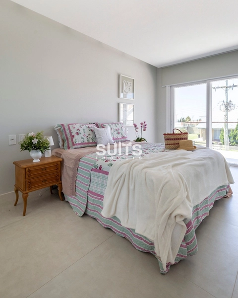 Excelente Sobrado Proxímo ao Mar na Praia de Atlântida: 8ª foto da galeria de imagens do imóvel