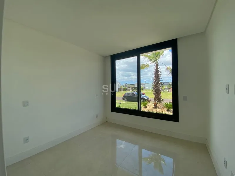 Excelente casa beira lago no condomínio Riviera: 17ª foto da galeria de imagens do imóvel