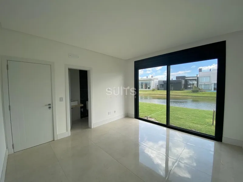 Excelente casa beira lago no condomínio Riviera: 18ª foto da galeria de imagens do imóvel