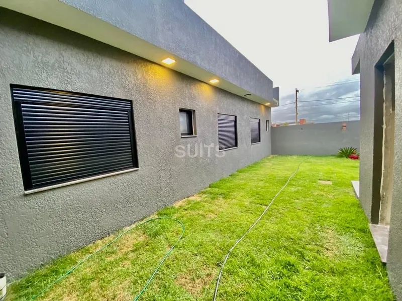 Linda casa à venda no bairro planejado Santorini: 12ª foto da galeria de imagens do imóvel