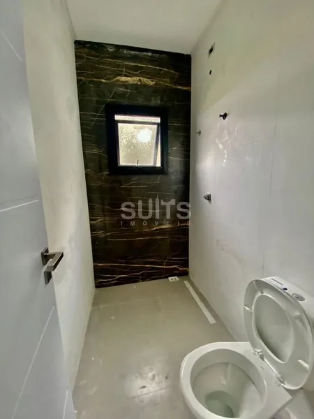 Linda casa à venda no bairro planejado Santorini: 8ª foto da galeria de imagens do imóvel