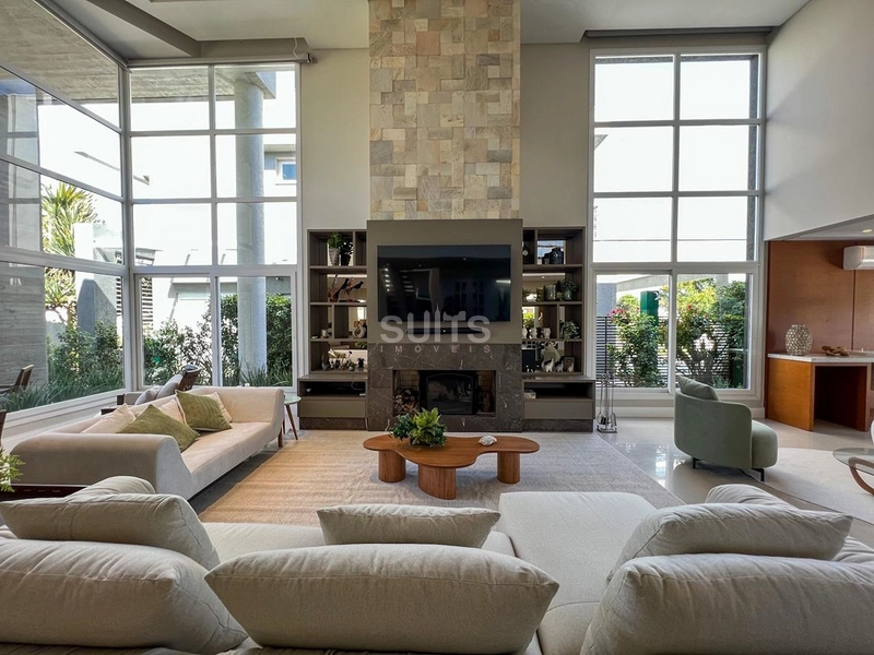 Lindo sobrado beira lago à venda no condomínio Enseada: 5ª foto da galeria de imagens do imóvel