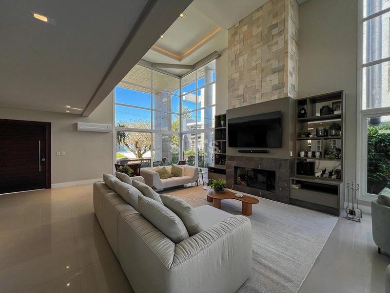 Lindo sobrado beira lago à venda no condomínio Enseada: 6ª foto da galeria de imagens do imóvel