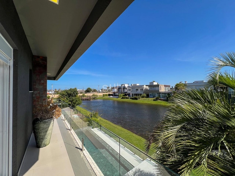 Lindo sobrado beira lago à venda no condomínio Enseada: 23ª foto da galeria de imagens do imóvel