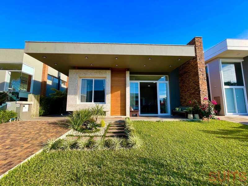 Linda casa térrea no condomínio Villaggio Atlântida: 1ª foto da galeria de imagens do imóvel