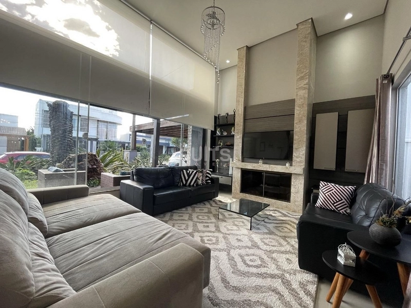  Excelente sobrado no condomínio Condado de Capão à venda : 3ª foto da galeria de imagens do imóvel