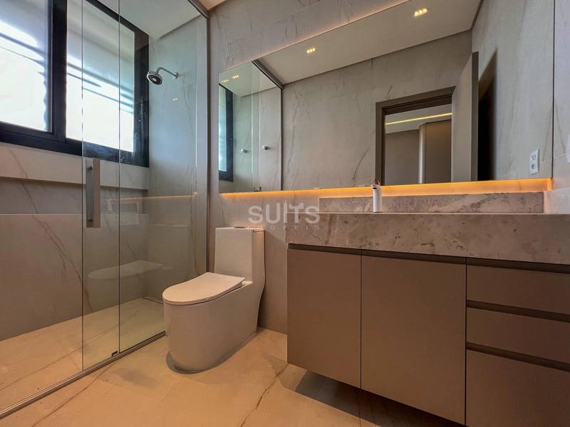 Incrível sobrado nas margens do lago no condomínio Amare: 33ª foto da galeria de imagens do imóvel