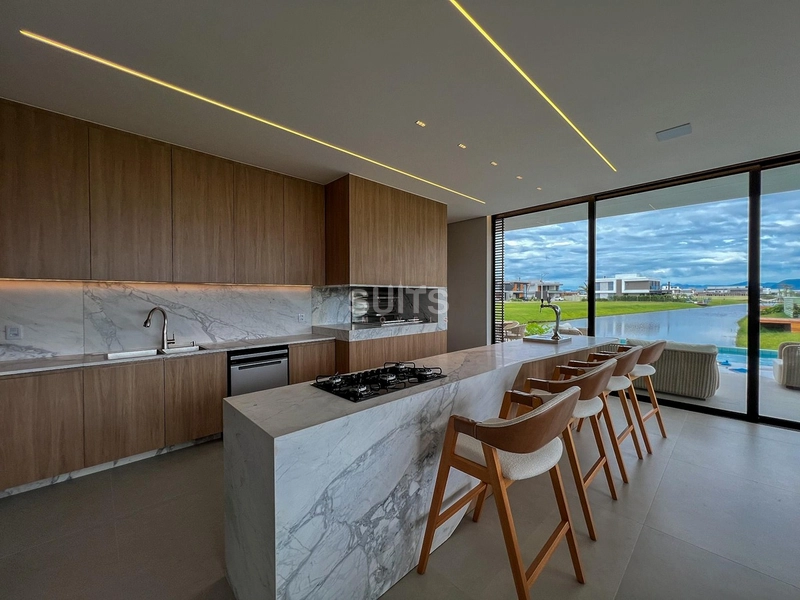 Incrível sobrado nas margens do lago no condomínio Amare: 11ª foto da galeria de imagens do imóvel