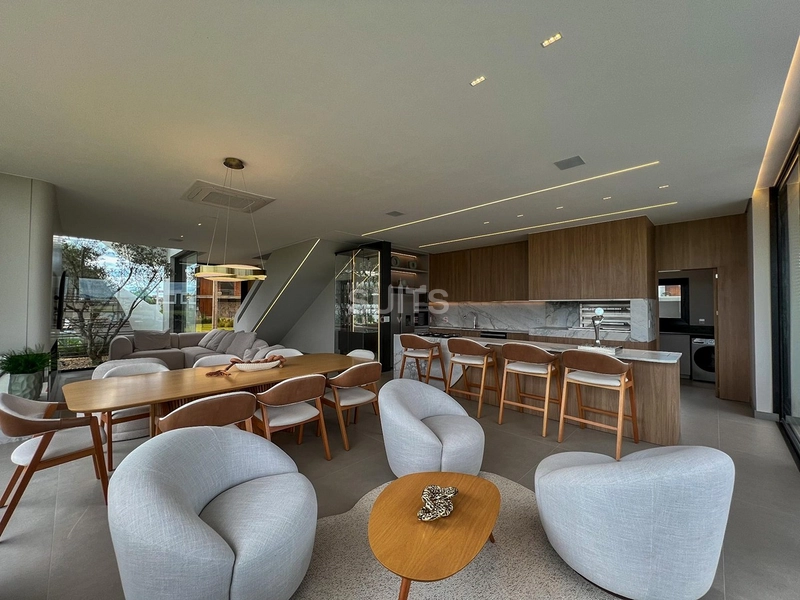 Incrível sobrado nas margens do lago no condomínio Amare: 10ª foto da galeria de imagens do imóvel