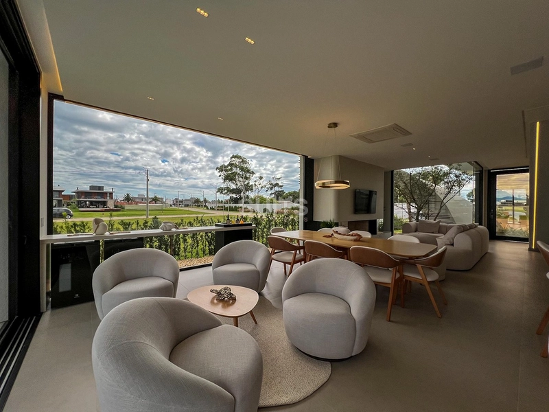 Incrível sobrado nas margens do lago no condomínio Amare: 9ª foto da galeria de imagens do imóvel