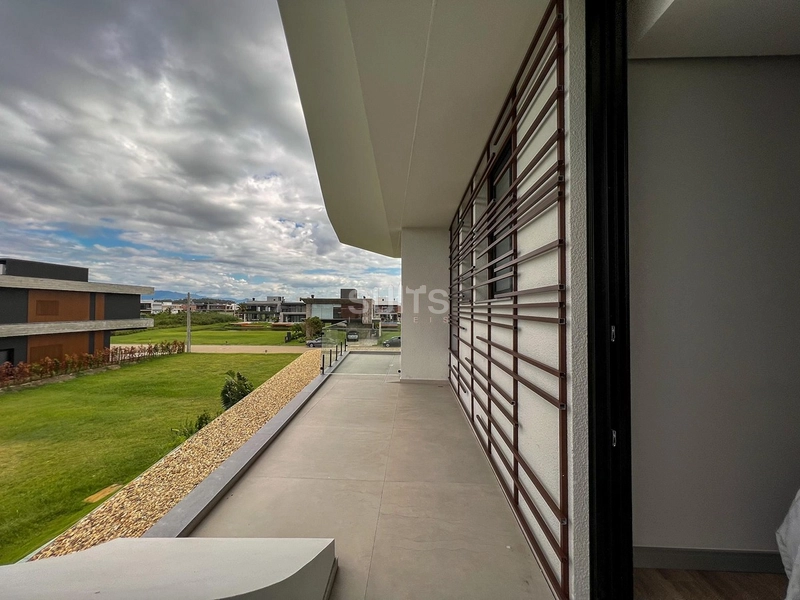 Incrível sobrado nas margens do lago no condomínio Amare: 34ª foto da galeria de imagens do imóvel