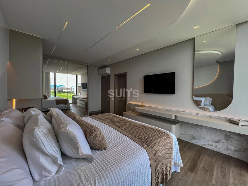 Incrível sobrado nas margens do lago no condomínio Amare: 20ª foto da galeria de imagens do imóvel