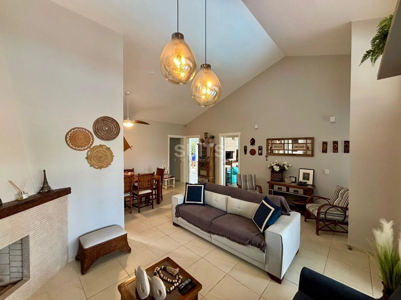 Excelente casa à venda no Centro de Xangri-Lá : 15ª foto da galeria de imagens do imóvel