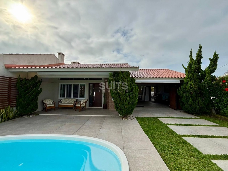 Excelente casa à venda no Centro de Xangri-Lá : 5ª foto da galeria de imagens do imóvel