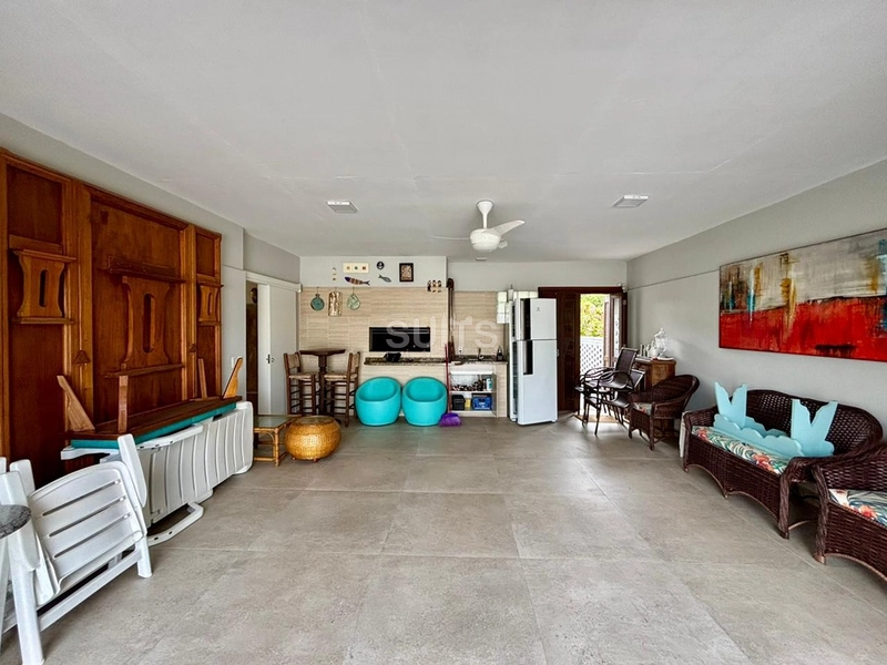 Excelente casa à venda no Centro de Xangri-Lá : 8ª foto da galeria de imagens do imóvel