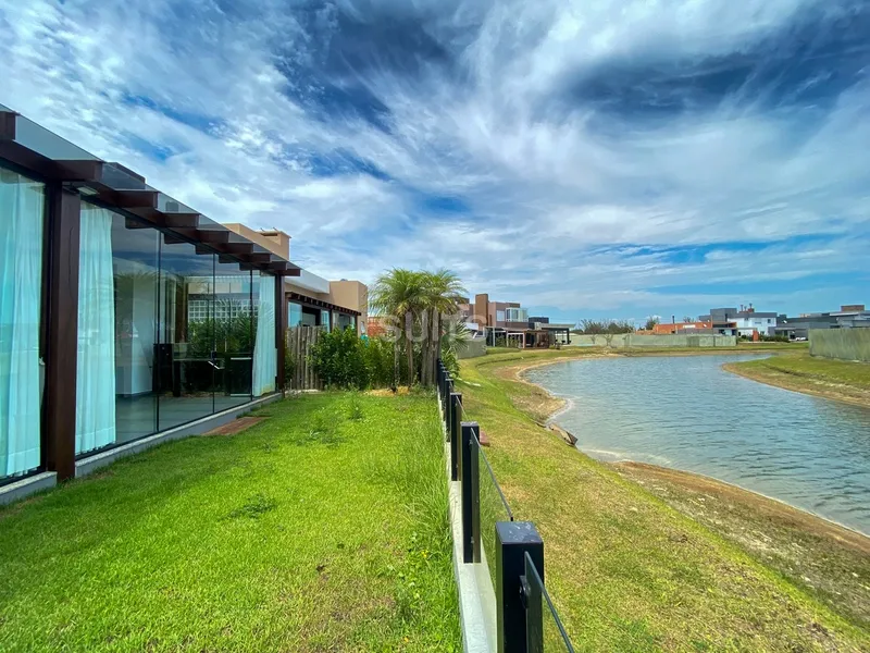 Excelente casa na beira do lago no Condomínio Riviera: 26ª foto da galeria de imagens do imóvel