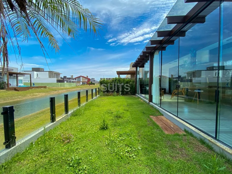 Excelente casa na beira do lago no Condomínio Riviera: 28ª foto da galeria de imagens do imóvel