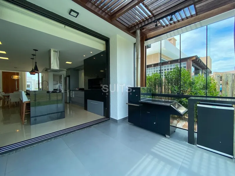 Excelente casa na beira do lago no Condomínio Riviera: 24ª foto da galeria de imagens do imóvel