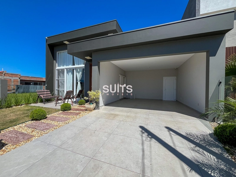 Excelente casa no bairro Planejado Santorini: 2ª foto da galeria de imagens do imóvel