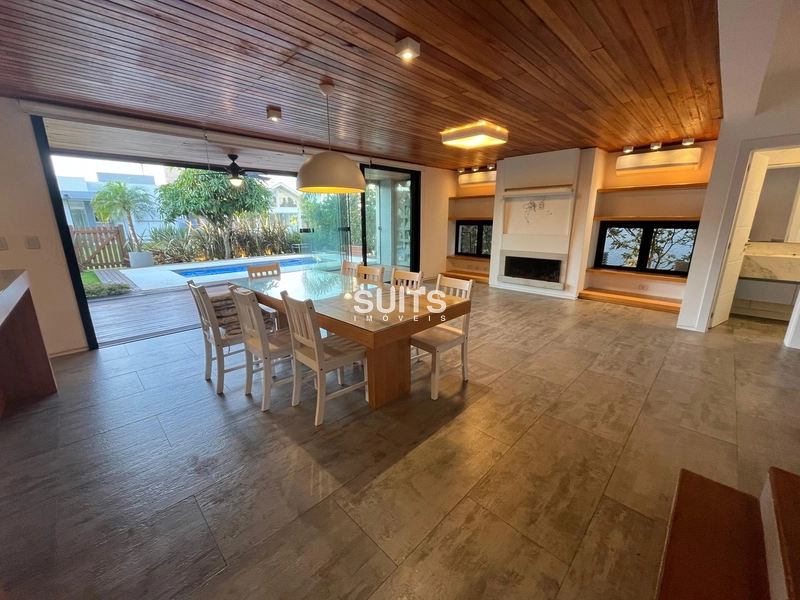 Excelente sobrado à venda no condomínio Sea Coast: 5ª foto da galeria de imagens do imóvel