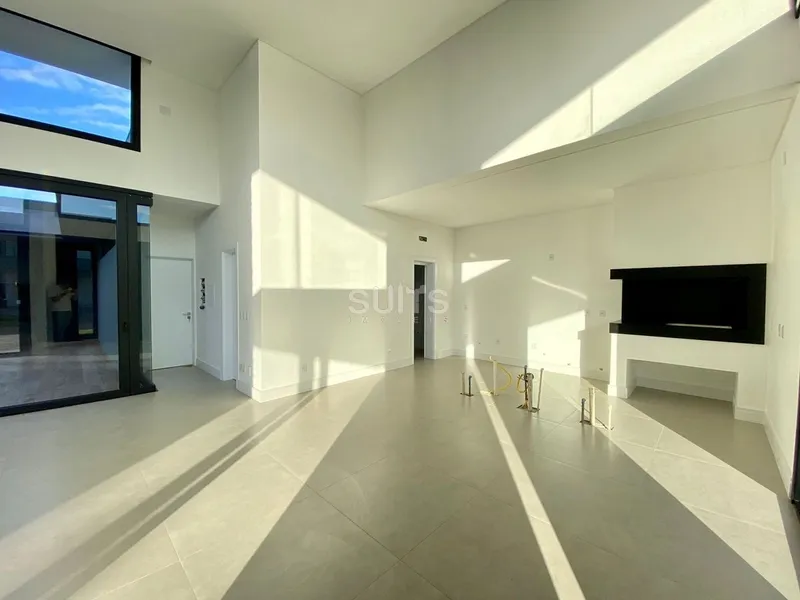 Belíssima casa em construção no condomínio Villaggio Atlântida: 4ª foto da galeria de imagens do imóvel