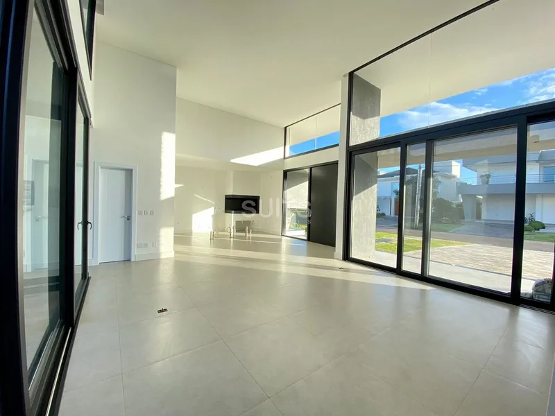 Belíssima casa em construção no condomínio Villaggio Atlântida: 6ª foto da galeria de imagens do imóvel