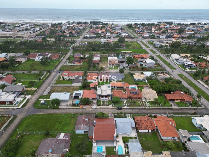 Casa com amplo pátio na praia do Arpoador: 39ª foto da galeria de imagens do imóvel