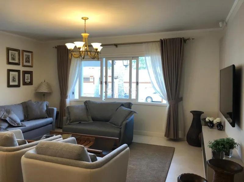 Belíssima casa com 02 terrenos no Centro de Xangri-Lá: 5ª foto da galeria de imagens do imóvel