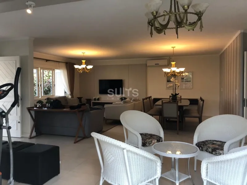 Belíssima casa com 02 terrenos no Centro de Xangri-Lá: 9ª foto da galeria de imagens do imóvel