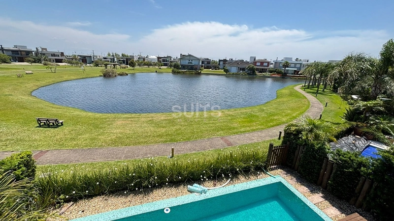 Excelente casa à venda com vista beira lago no Sea Coast: 11ª foto da galeria de imagens do imóvel