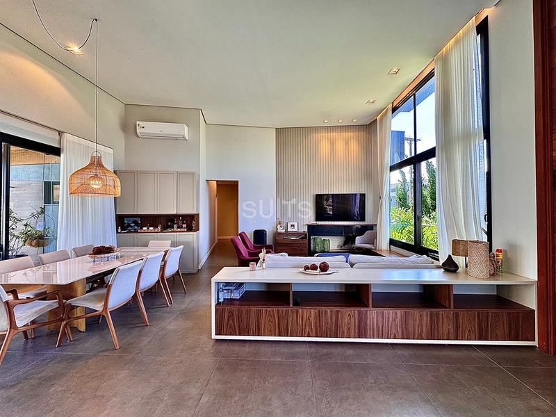 Belíssima casa térrea à venda no condomínio Blue: 3ª foto da galeria de imagens do imóvel